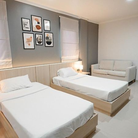 Boonsiri Boutique Hotel Sisaket Esterno foto