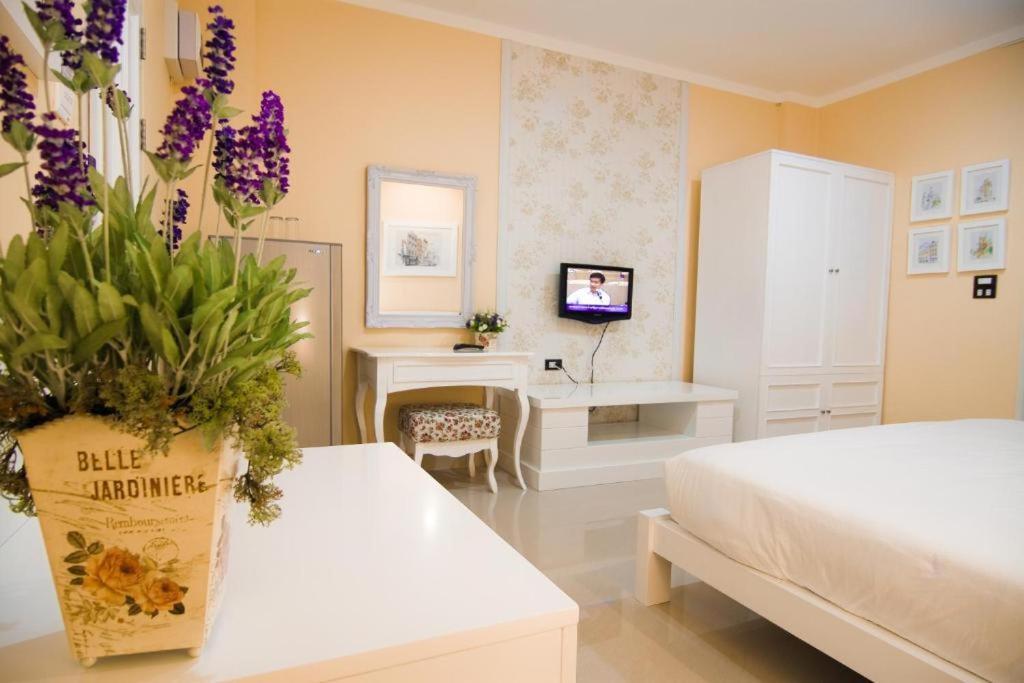 Boonsiri Boutique Hotel Sisaket Esterno foto
