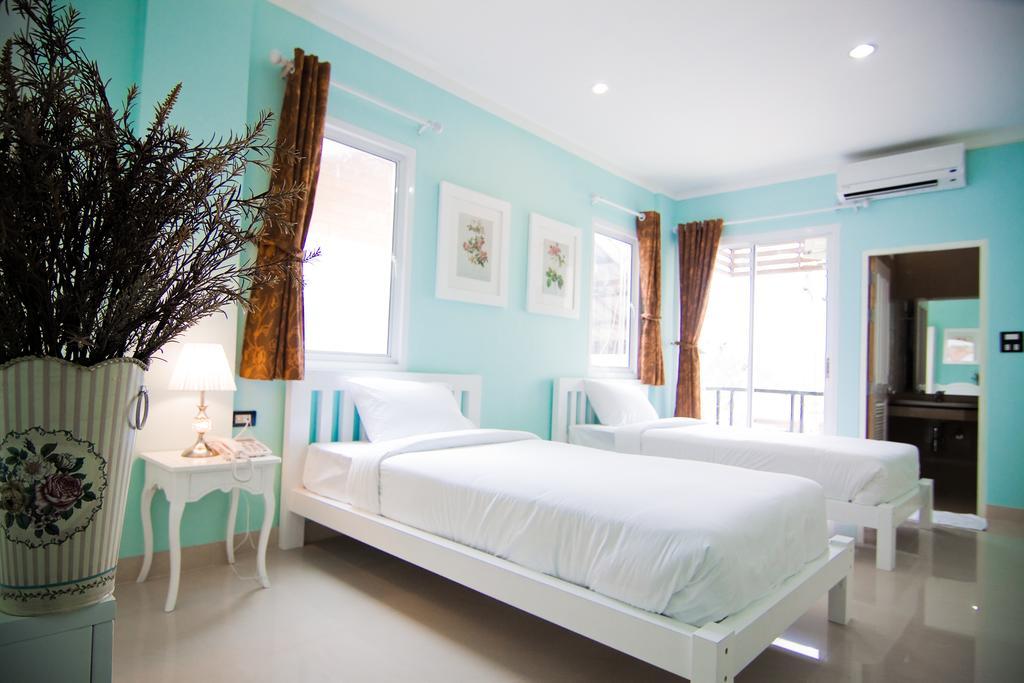 Boonsiri Boutique Hotel Sisaket Esterno foto