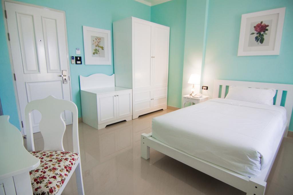Boonsiri Boutique Hotel Sisaket Esterno foto